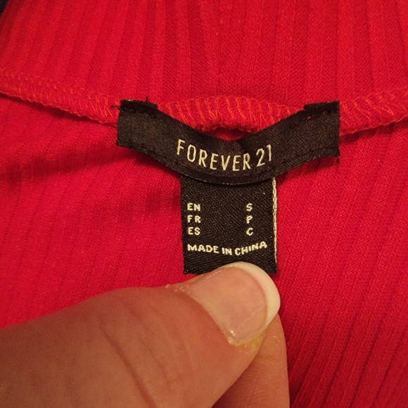 Red Forever 21 Women's Turtleneck Lettuce Edge Crop Top - Picture 3 of 8